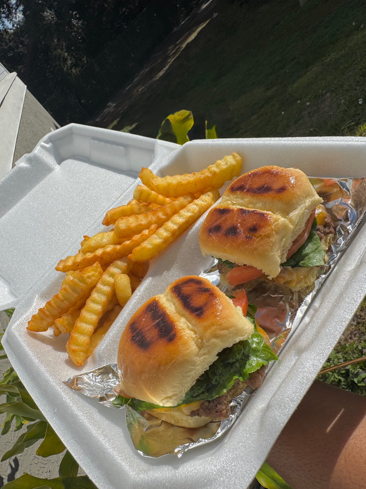 9/15 CheeseBurger Sliders Meal